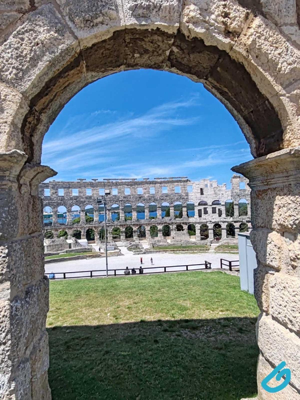 Arena Parkside Residence Pula Exteriér fotografie